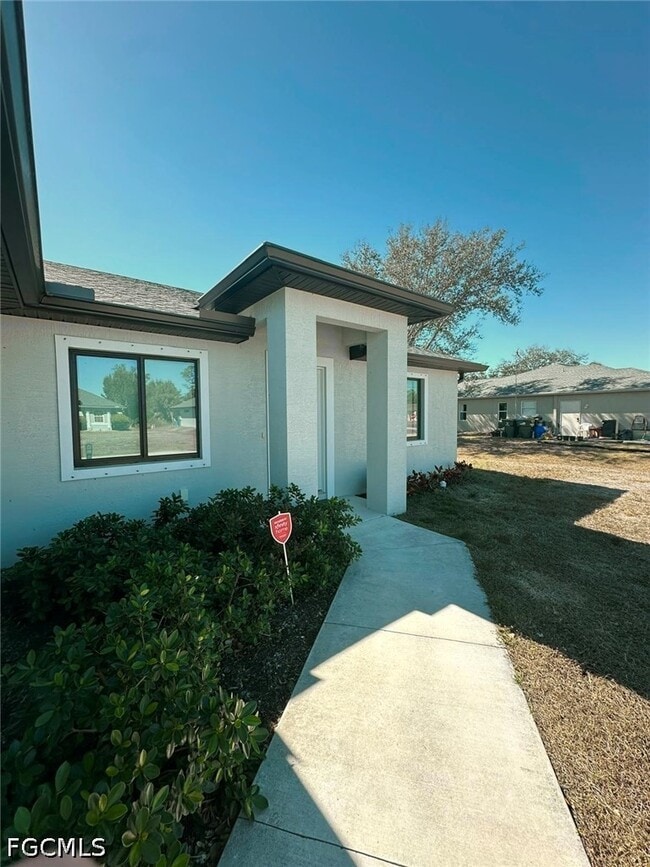 property at 2017 Lovoy Ct