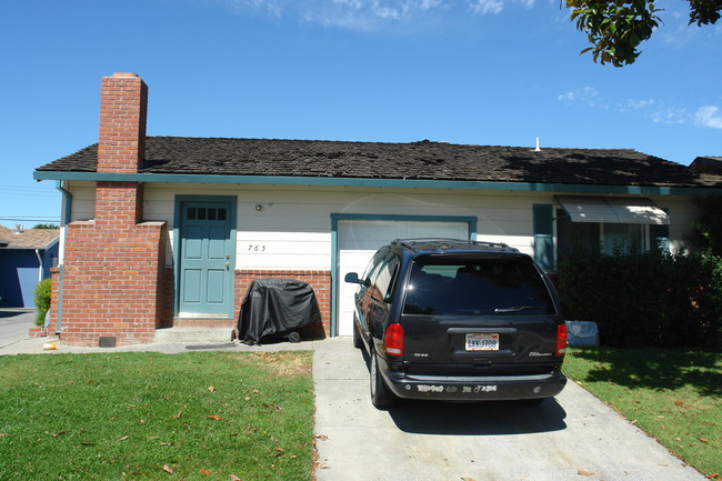 765 Nevin Way in San Jose, CA - Foto de edificio - Building Photo