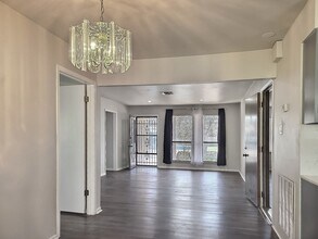 108 Quail Valley Dr in Kerrville, TX - Building Photo - Building Photo