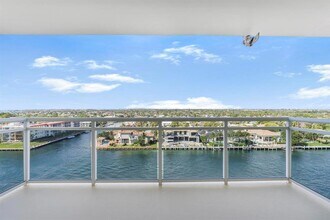1160 Hillsboro Mile, Unit 905 in Hillsboro Beach, FL - Foto de edificio - Building Photo