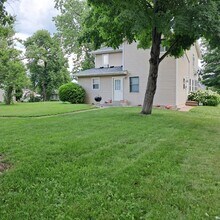 401 Lewis St in River Falls, WI - Building Photo - Building Photo
