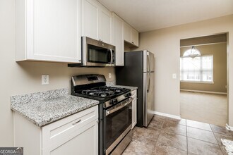 3012 Edgefield Dr SW in Marietta, GA - Building Photo - Building Photo