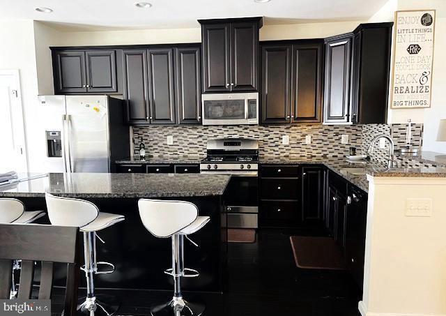 property at 5365 S Center Dr