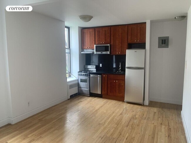 property at 100 W 85th St