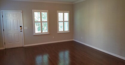 215 Bennett Ln in Summerville, SC - Building Photo - Building Photo