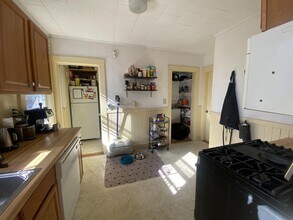 27 Durham St in Somerville, MA - Foto de edificio - Building Photo