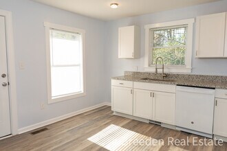 2954 U.S. Hwy 70 SW in Connelly Springs, NC - Building Photo - Building Photo