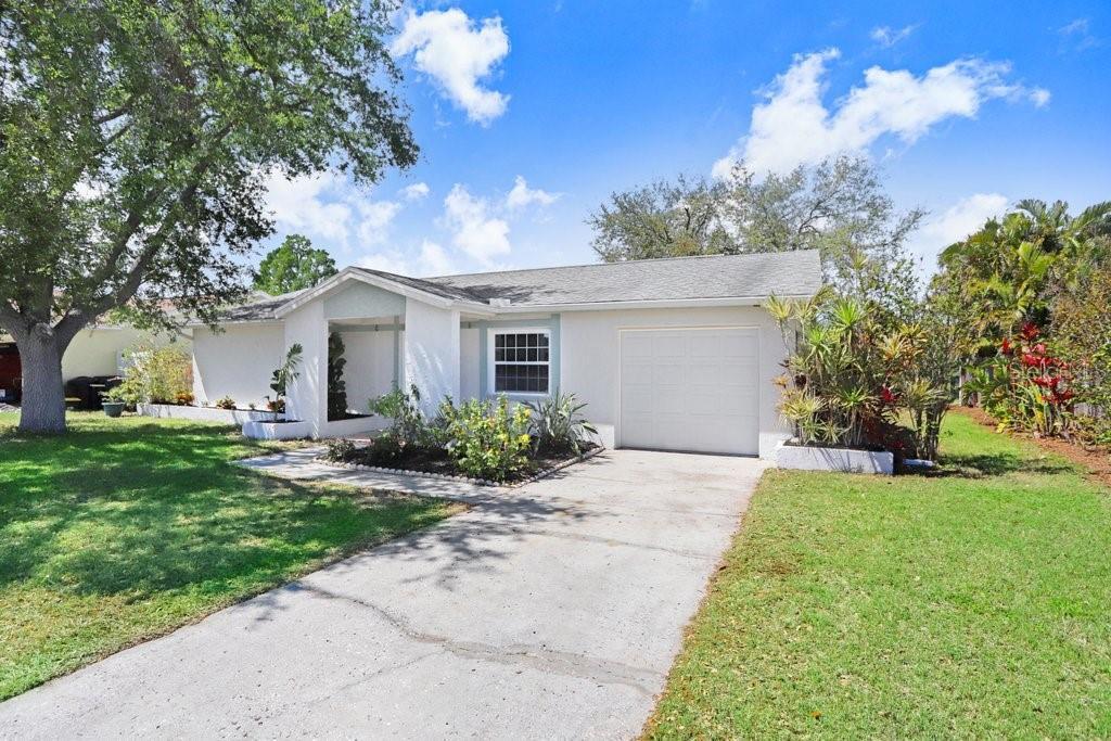 10790 92nd St N in Seminole, FL - Building Photo