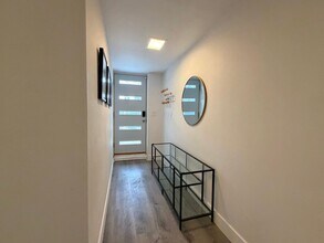 3317 NE Garfield St in Minneapolis, MN - Building Photo - Building Photo