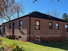 2601 Forest Dr in Des Moines, IA - Foto de edificio - Building Photo