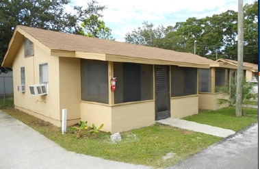 2595 50th Ave N in St. Petersburg, FL - Building Photo