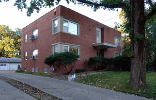 4220 Ingersoll Ave Apartments