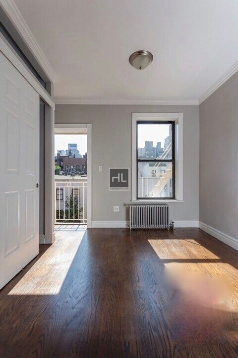 East 26th Street, Unit 2A in New York, NY - Foto de edificio