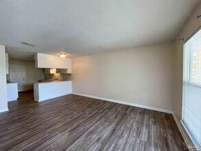 3226 Santa Rosa Dr in Gulf Breeze, FL - Building Photo - Building Photo