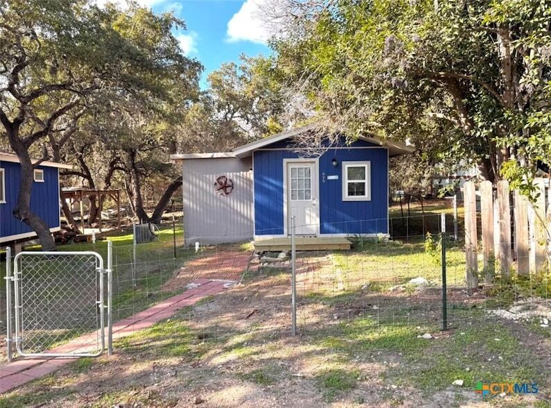 620 Scenic Run in Canyon Lake, TX - Building Photo