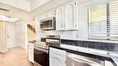 5726 N 10th St in Phoenix, AZ - Building Photo - Building Photo