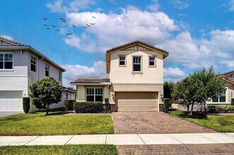 4281 Marina Way in Lighthouse Point, FL - Building Photo - Building Photo