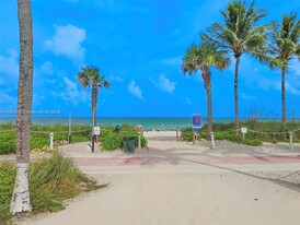5445 Collins Ave in Miami Beach, FL - Building Photo