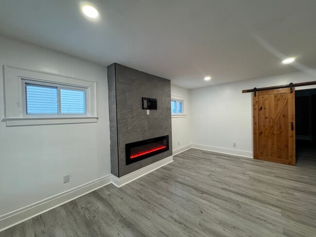 140 S Collingwood Ave