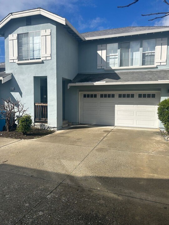 7671 Church St in Gilroy, CA - Building Photo