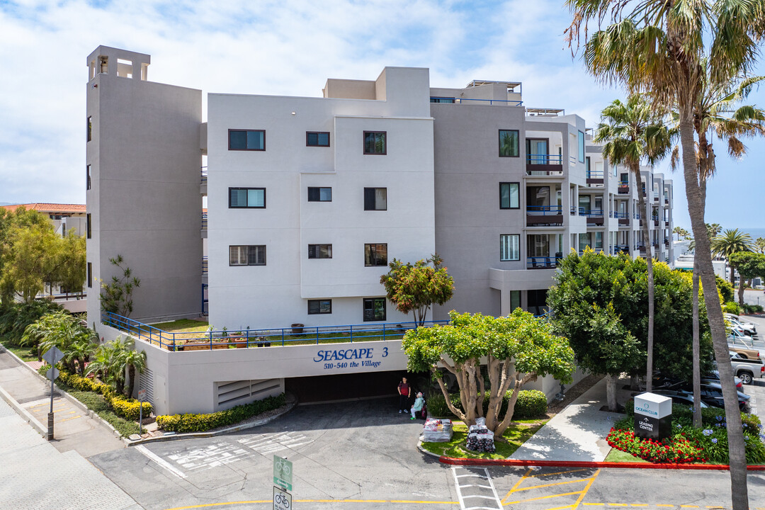 Seascape 3 in Redondo Beach, CA - Building Photo