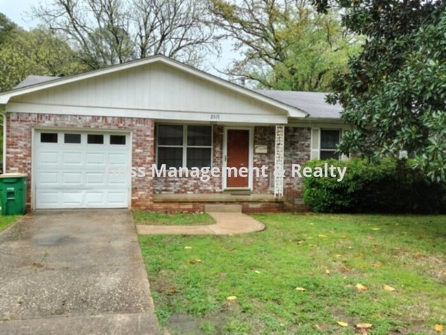 property at 2519 Dorchester Dr