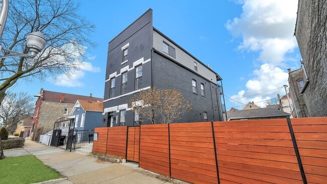 property at 2704 W 24th Pl