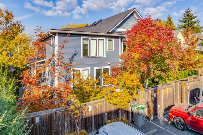 1540 Grant St in Vancouver, BC - Building Photo - Building Photo