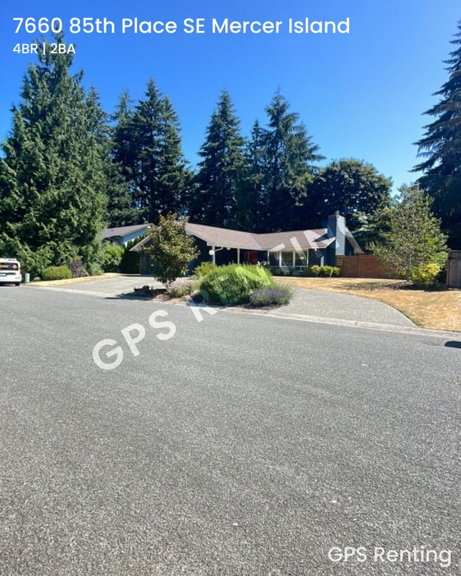 7660 85th Pl SE in Mercer Island, WA - Building Photo - Building Photo