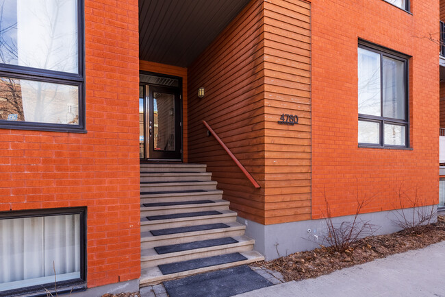 4780 Fullum St in Montréal, QC - Building Photo - Building Photo