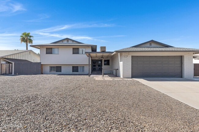 property at 1627 E Fremont Dr