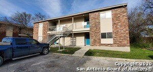 534 Dukeway Dr in Universal City, TX - Building Photo