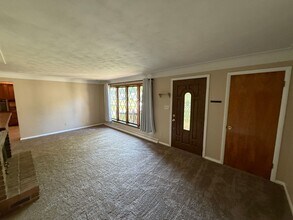 4819 Ashland Dr in Fort Wayne, IN - Building Photo - Building Photo