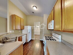 2135 Beckenham Pl in Dacula, GA - Foto de edificio - Building Photo