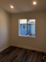 2926 1/2-31-2 Asbury St in Los Angeles, CA - Building Photo