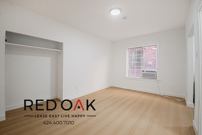 property at 1110 S Lake St
