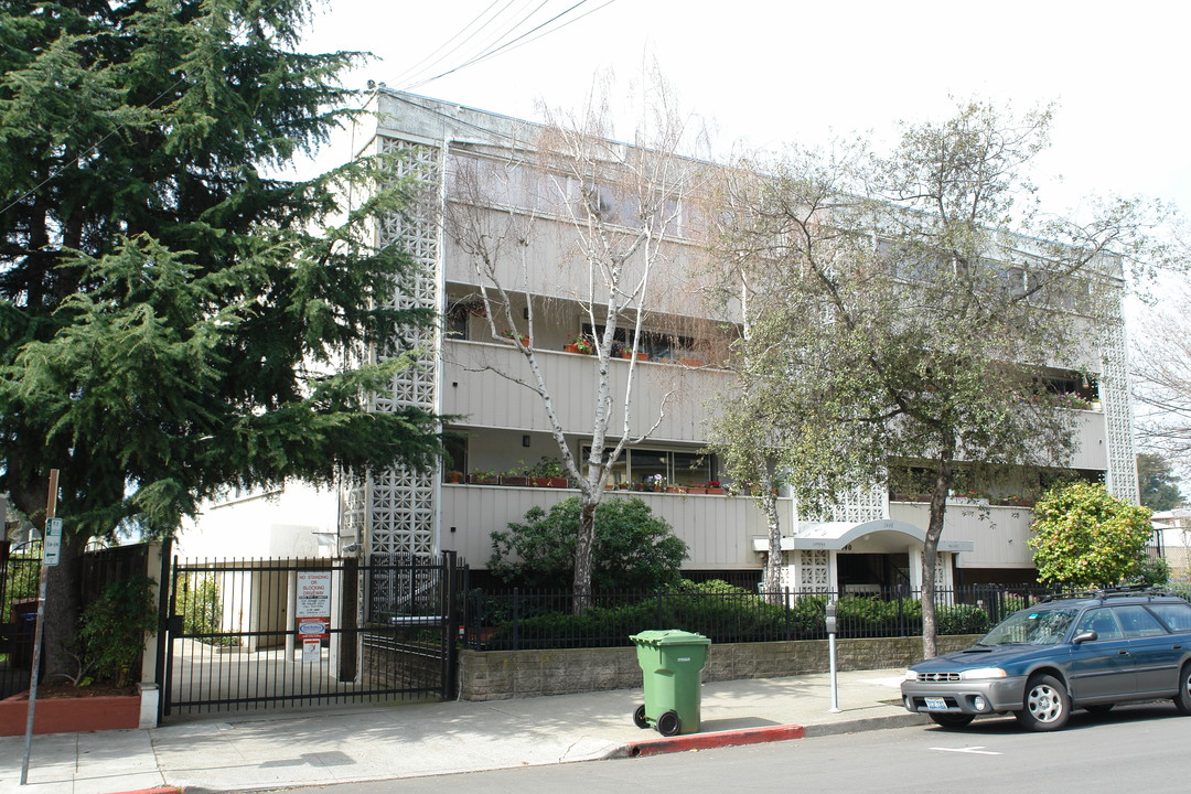 1440 Walnut St in Berkeley, CA - Building Photo