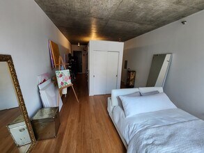 550 N St Clair St in Chicago, IL - Building Photo - Building Photo