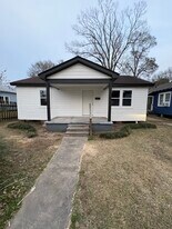 309 S Pierce St in Lafayette, LA - Building Photo