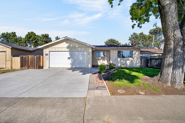 248 N Park Victoria Dr