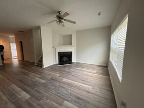 8235 Oakley Cir in Union City, GA - Building Photo - Building Photo