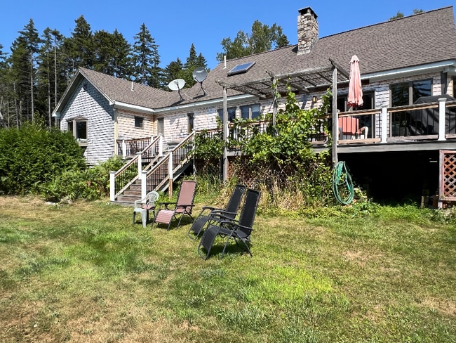 68 Bonsey Ln in Surry, ME - Building Photo - Building Photo