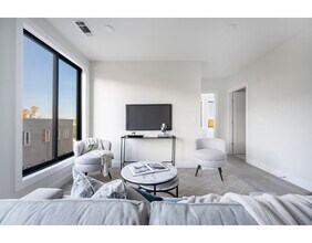 152 Liverpool St-Unit -306 in Boston, MA - Building Photo - Building Photo