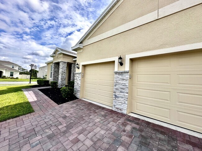 6046 Sierra Crown St in Mount Dora, FL - Building Photo - Building Photo