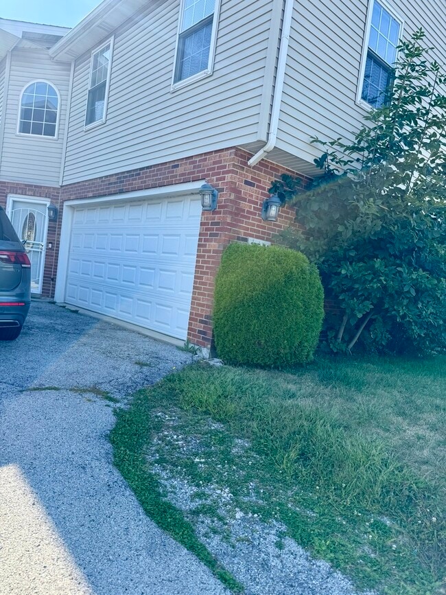 property at 15544 Greenwood Rd