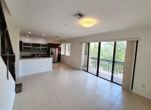 2955 NW 126th Ave in Sunrise, FL - Building Photo - Building Photo