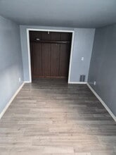 1822 Guilderland Ave, Unit 2 floor back apt in Schenectady, NY - Foto de edificio - Building Photo