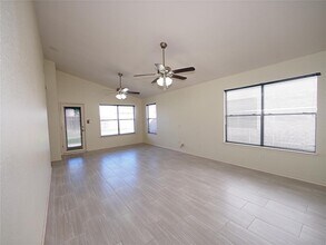 1161 Kentra Dr in Pflugerville, TX - Building Photo - Building Photo