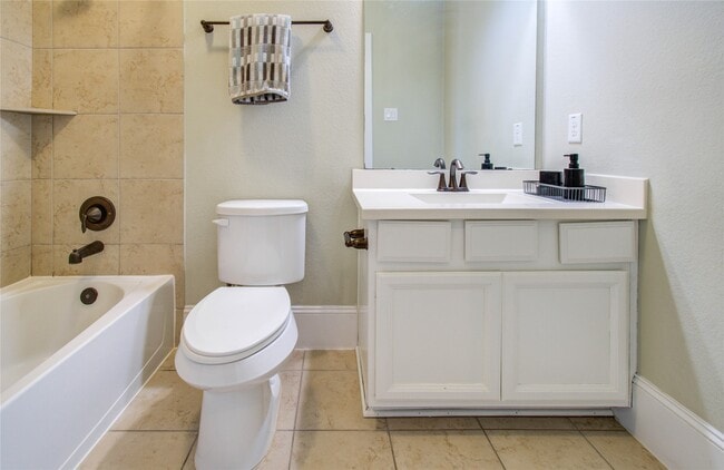 property at 28627 Rolling Ridge Dr