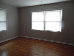 2151 Cypress Dr-Unit -D in Lexington, KY - Building Photo - Building Photo